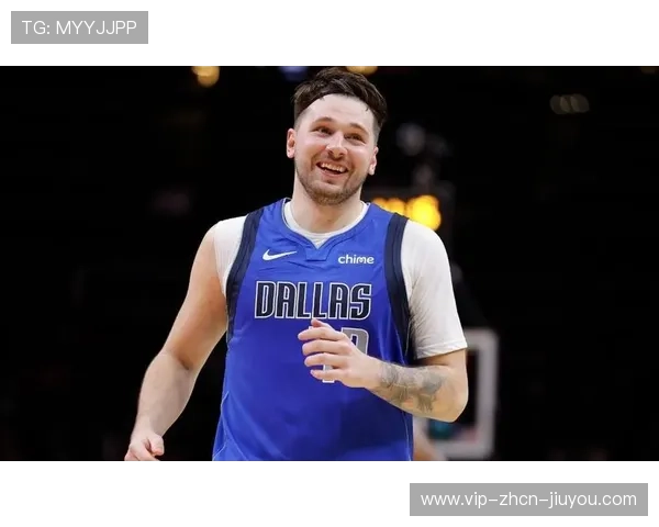 东契奇见缝插针，独行侠把握住节奏回合